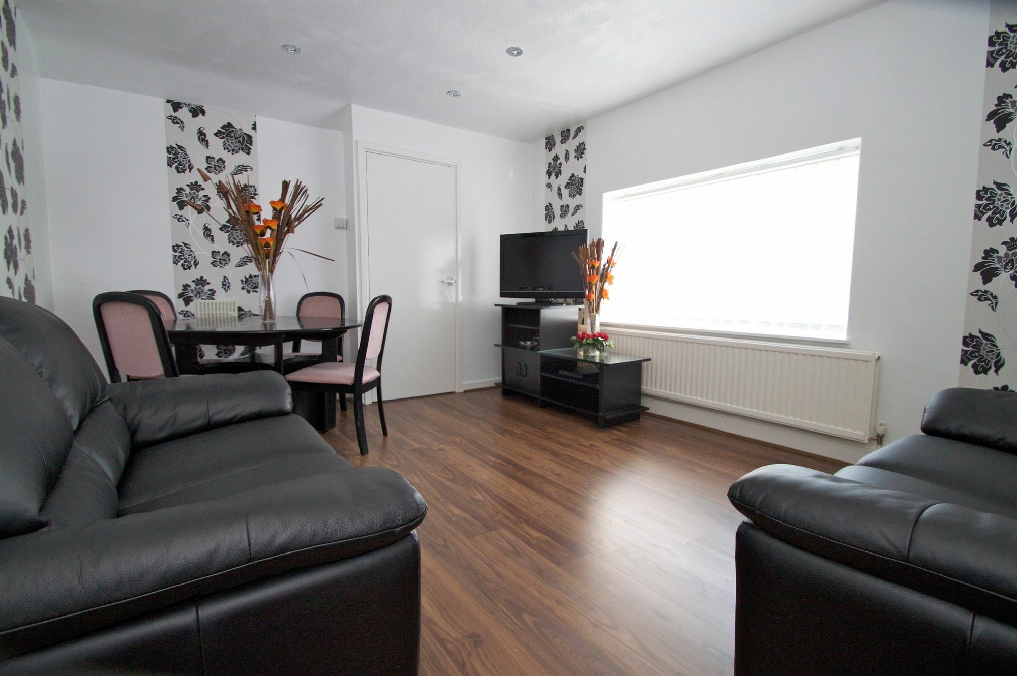 La Suisse Serviced Apartments Manchester Dış mekan fotoğraf