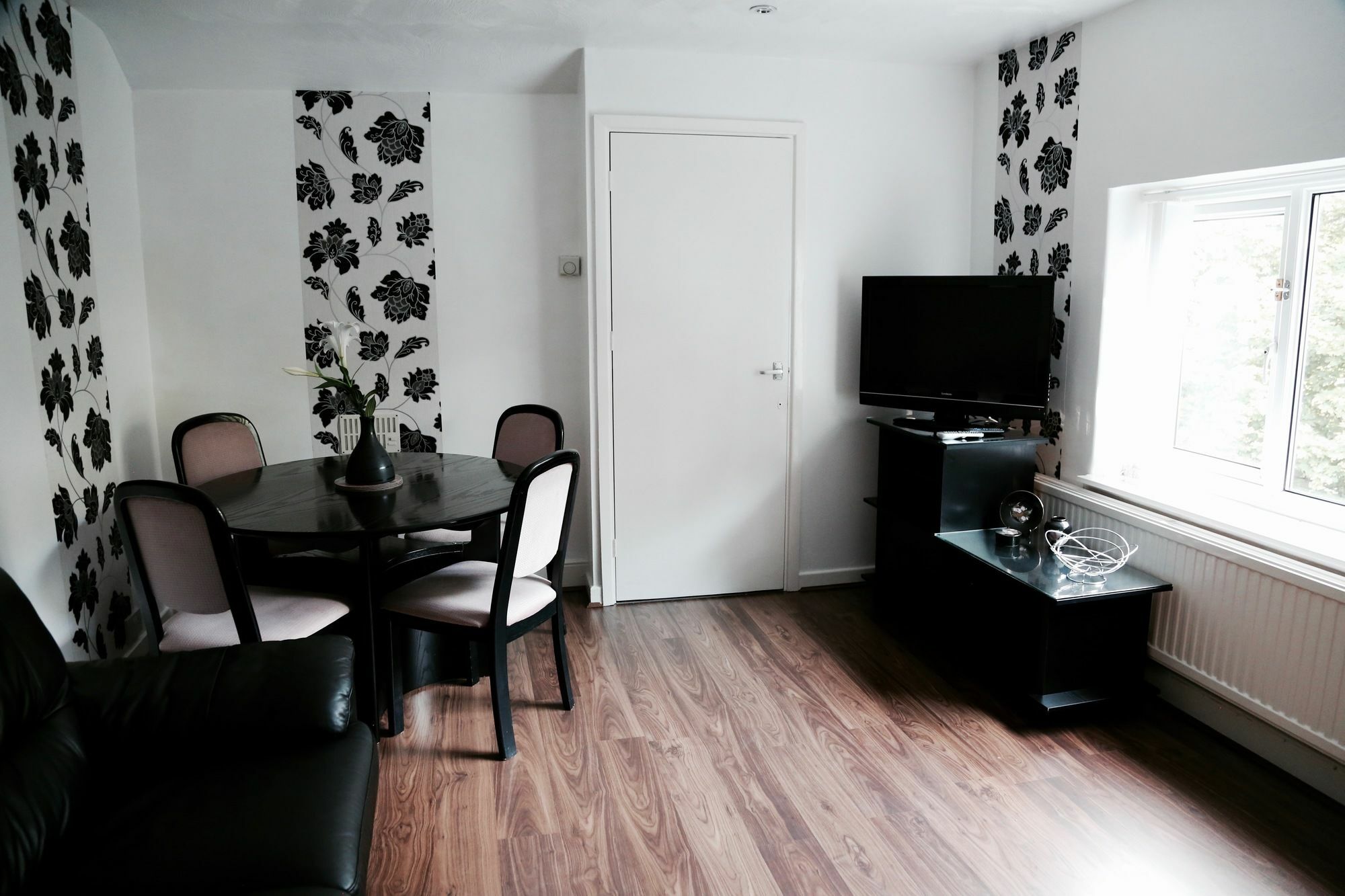 La Suisse Serviced Apartments Manchester Dış mekan fotoğraf