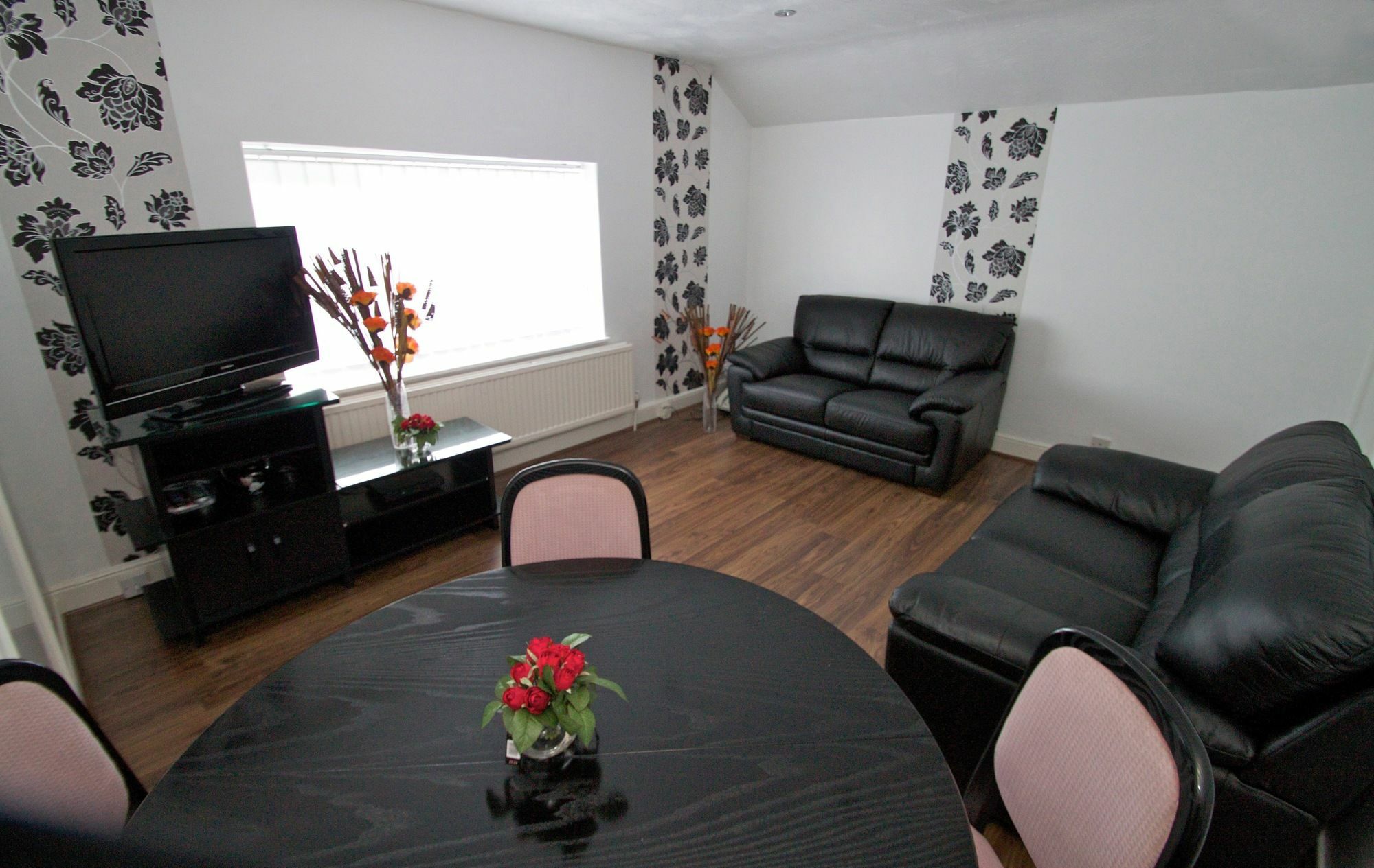 La Suisse Serviced Apartments Manchester Dış mekan fotoğraf